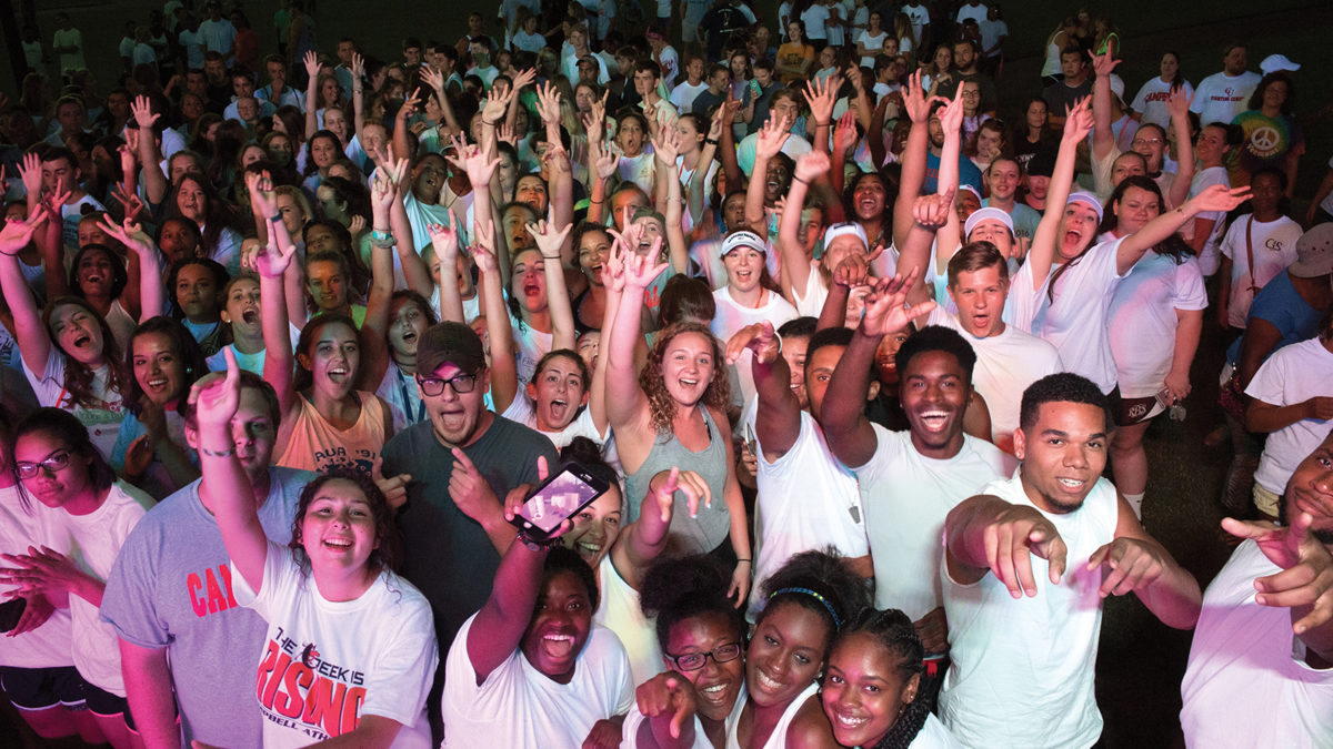 image of students during welcome week